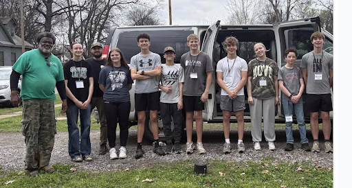 Climate League Works with Students to Build Community Garden Compost Bins